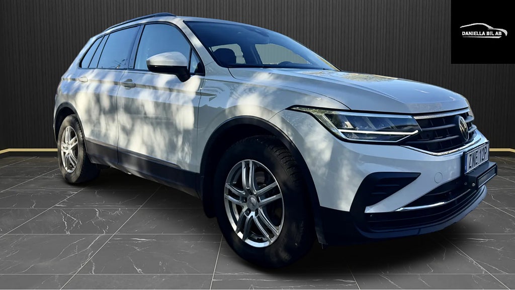 Volkswagen Tiguan 2.0 TDI DPF SCR 4MOTION BASE EURO 6 SVENSK 150HK