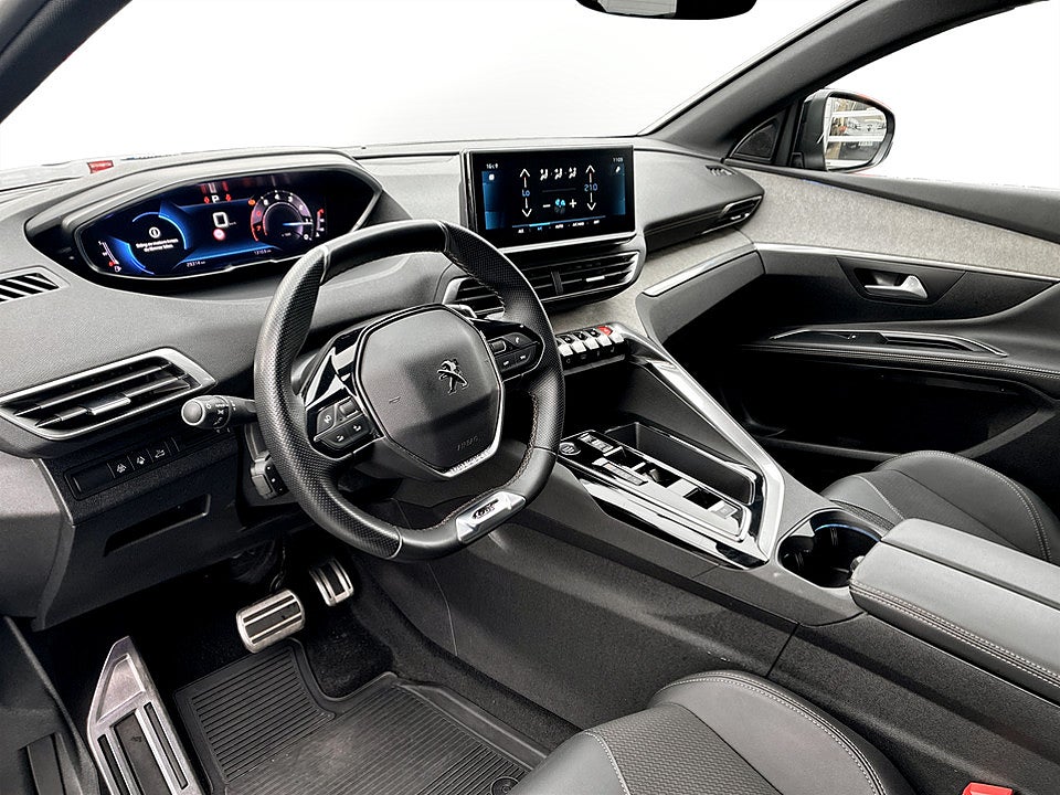 Bild på Peugeot 5008 GT 1.2 PT 130hk Aut 7-SITS B-KAMERA