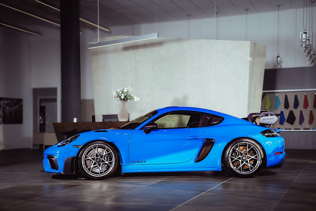 Gallery image 3 of 22