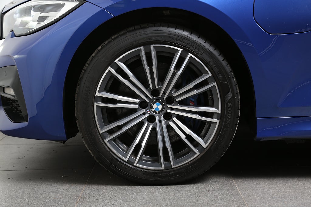BMW 330e xDrive 292hk Touring M Sport Aut Dragkrok