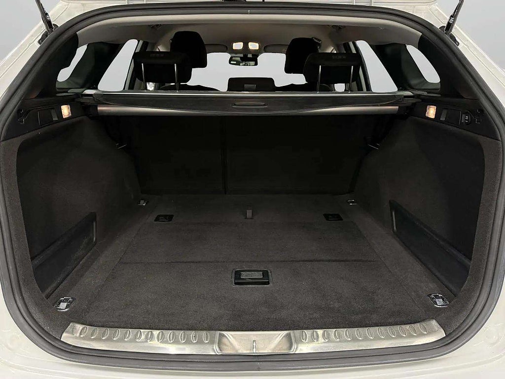 Hyundai i40 cw 1.6 GDI Active Plus 1 Ägare 12300 mil - miniatyr 16