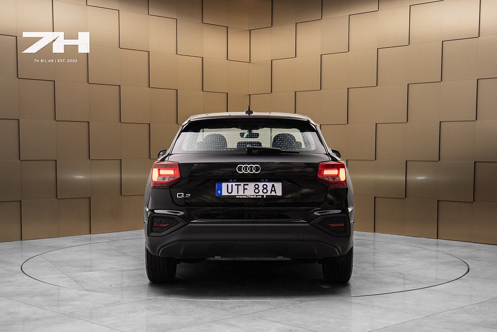 Audi Q2 30 TFSI Proline / Nyservad / Adaptiv Farthållare / Moms