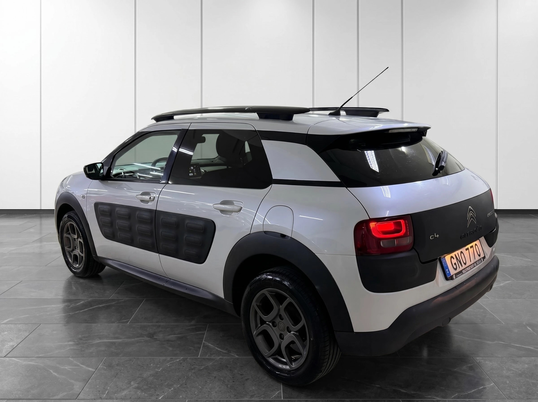 Citroen C4 Cactus 2014, photo 4/46