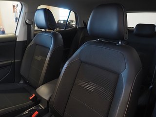 SUV Volkswagen T-CROSS 16 av 21