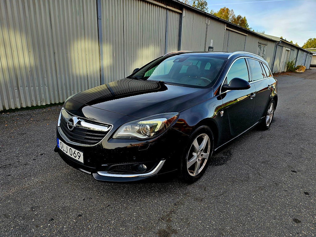 Opel Insignia Sports Tourer 2.0BiTurbo CDTI 4x4 FULLUTRUSTAD