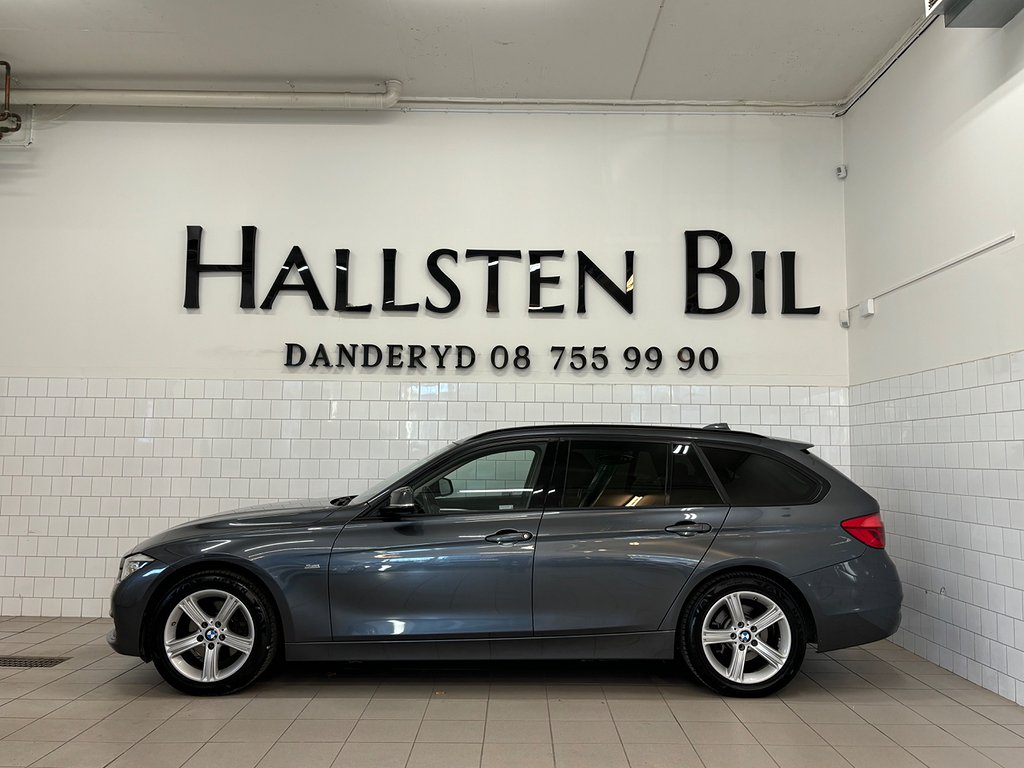 BMW 320 d xDrive Touring Aut Sportline Drag Navi Svensksåld