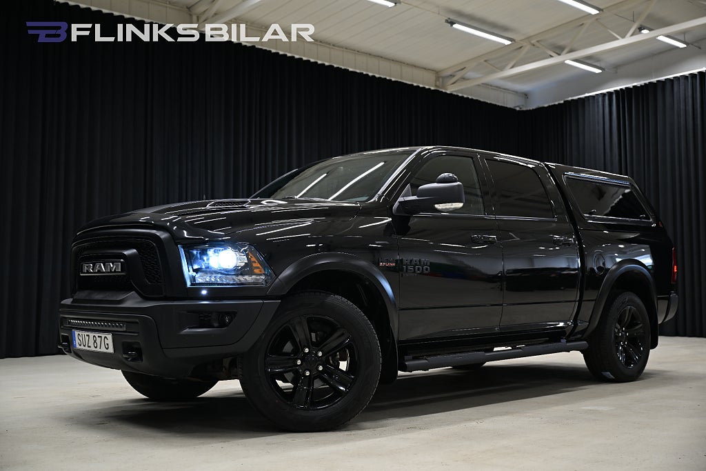 RAM 1500 5.7 V8 HEMI 4x4 395HK Warlock|Kåpa|Drag|EnÄgare|Leasbar