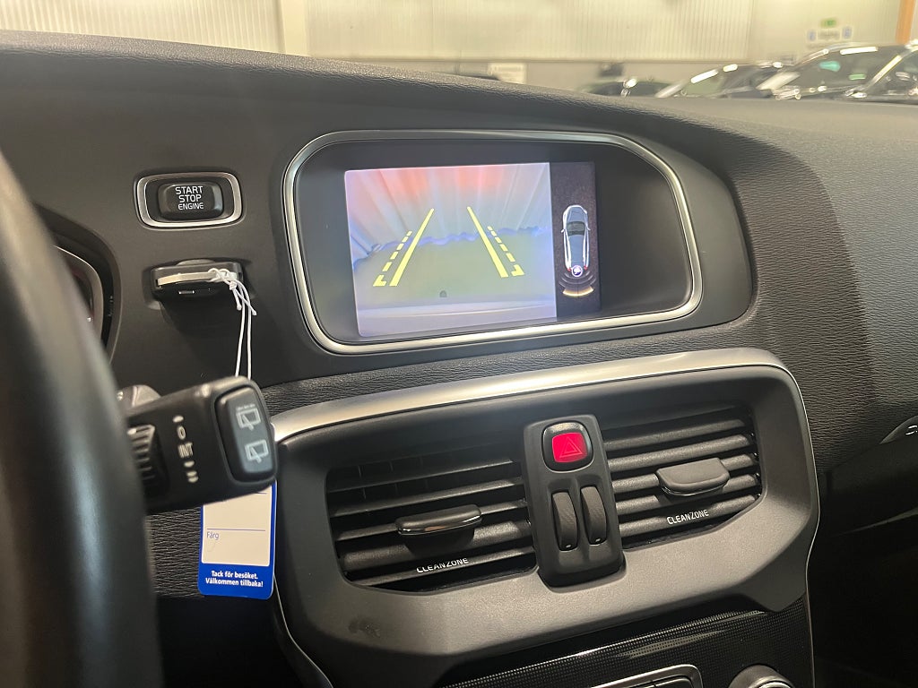 Volvo V40 Cross Country D3 Geartronic Pro Edition Drag VOC Backkamera thumbnail