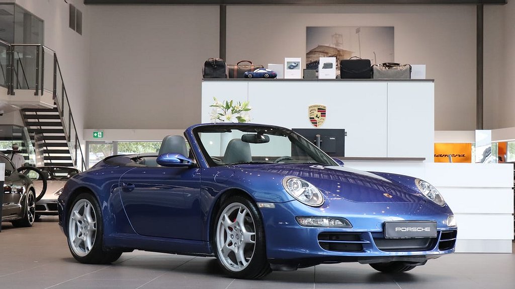 Porsche 911 Carrera Cabriolet 997 / 325 Hk / Manuell