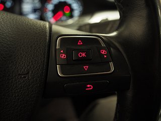 Kombi Volkswagen Passat 17 av 25