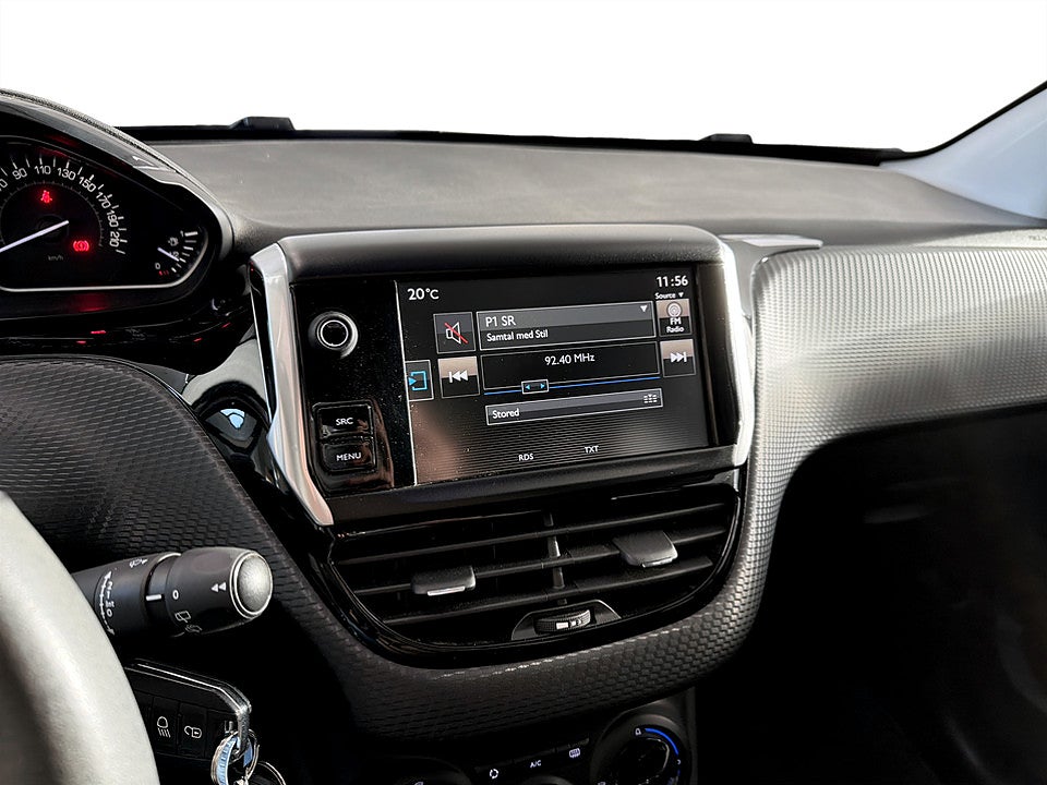 Bild på Peugeot 2008 Active 1.2 e-THP 110hk Aut - PANO, EN ÄGARE