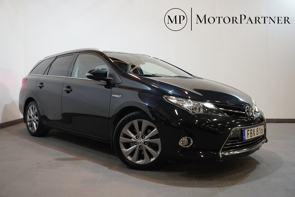 Toyota Auris Touring Sports Hybrid e-CVT Executive Värmare