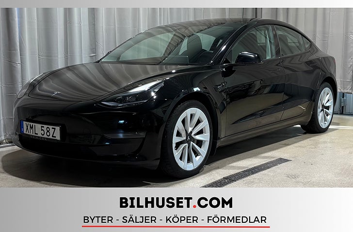 Tesla Model 3 Long Range AWD 440 HK Pano Moms Nybilsgaranti