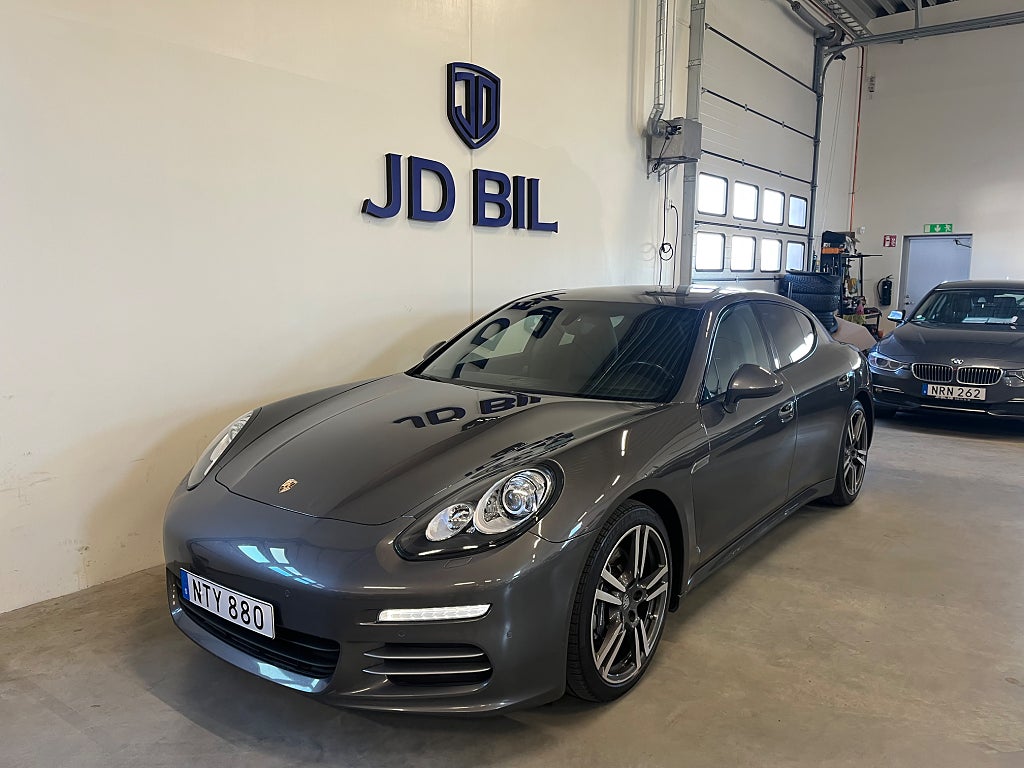 Porsche Panamera 4 PDK Edition Luftfjädring Kamera Navi Bose 310hk