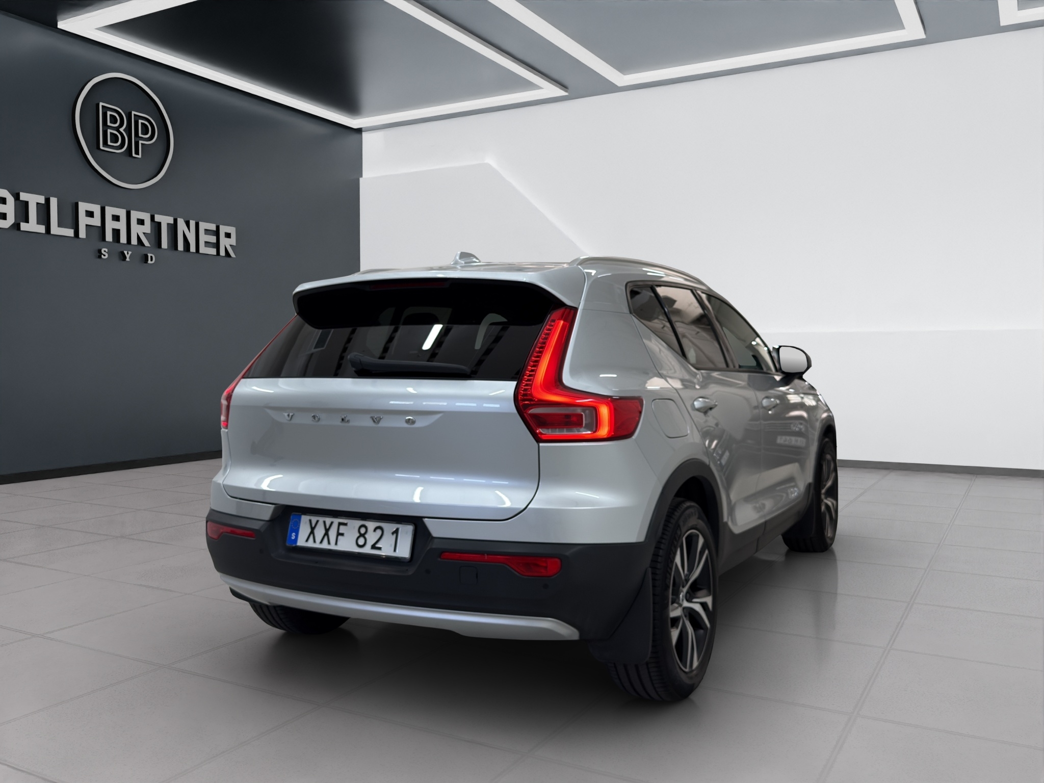 Volvo XC40 D3 Geartronic Momentum Pro 2019, bild 4/48