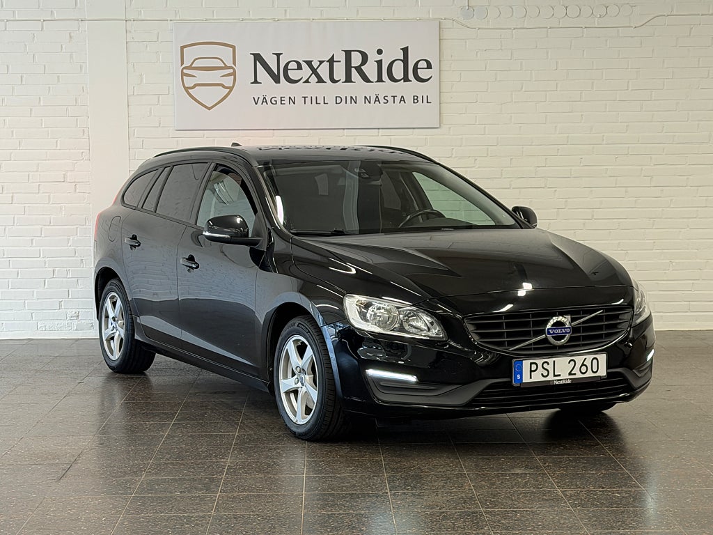 Volvo V60 T3 Your Kinetic Euro 6 | Dragkrok |Parkeringssens|NyBes