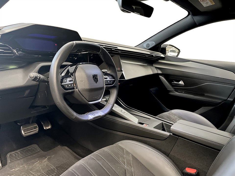 Bild på Peugeot 308 GT 1.2 PT 130hk Aut B-KAMERA CARPLAY