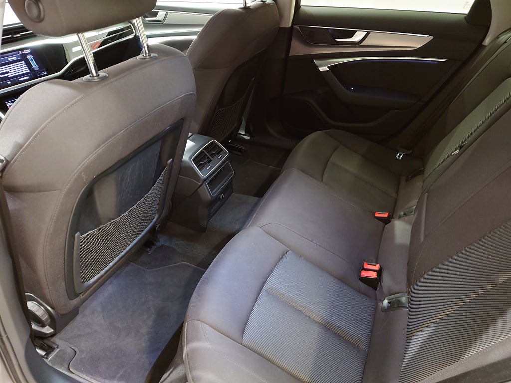 Audi A6 2021 - miniatyr 9