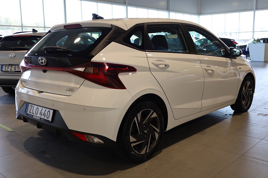 Hyundai i20 1,0 T-GDI 120hk 48V MHEV Essential Motorvärmare 2021