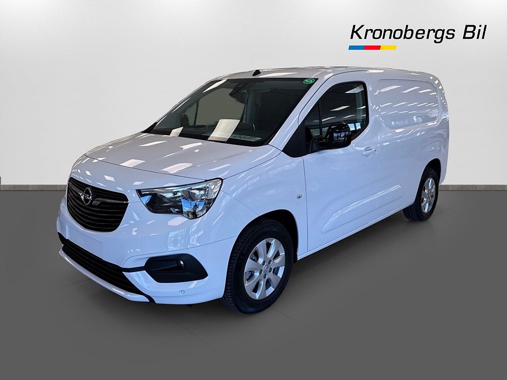 Opel Combo Premium L2 136HK 50 kWh/275km räckvidd