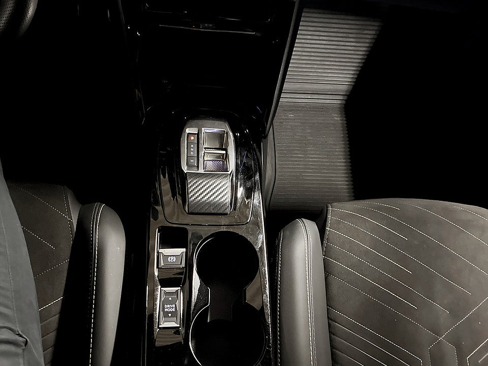 Bild på Peugeot 2008 GT Hybrid 145hk Aut CARPLAY B-KAMERA