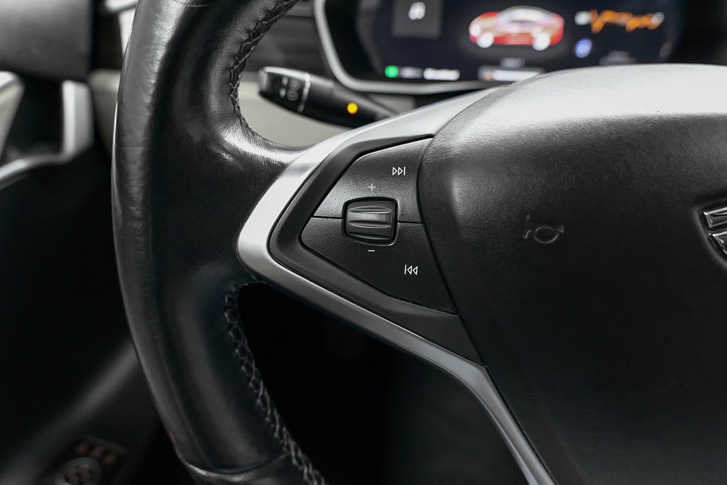 Tesla Model S P85 421ch - Supercharge gratuite - Jantes turbine - Toit panoramique - Keyless