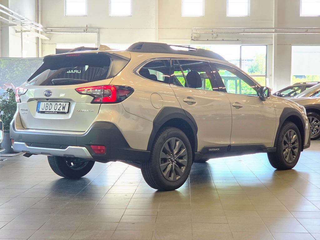 Subaru Outback 2.5 4WD XFuel Adventure /Låg skatt/Serviceavtal ingår