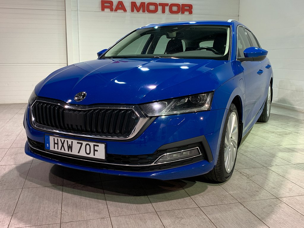 Skoda Octavia Combi iV Style | Plug-In | Värmare | Drag 2021