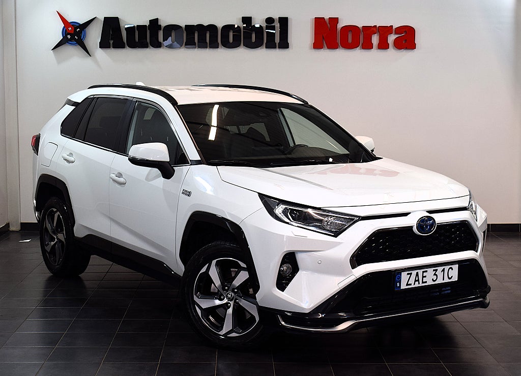 Toyota RAV4 Plug-in Hybrid E-CVT Launch Edition En ägare Drag