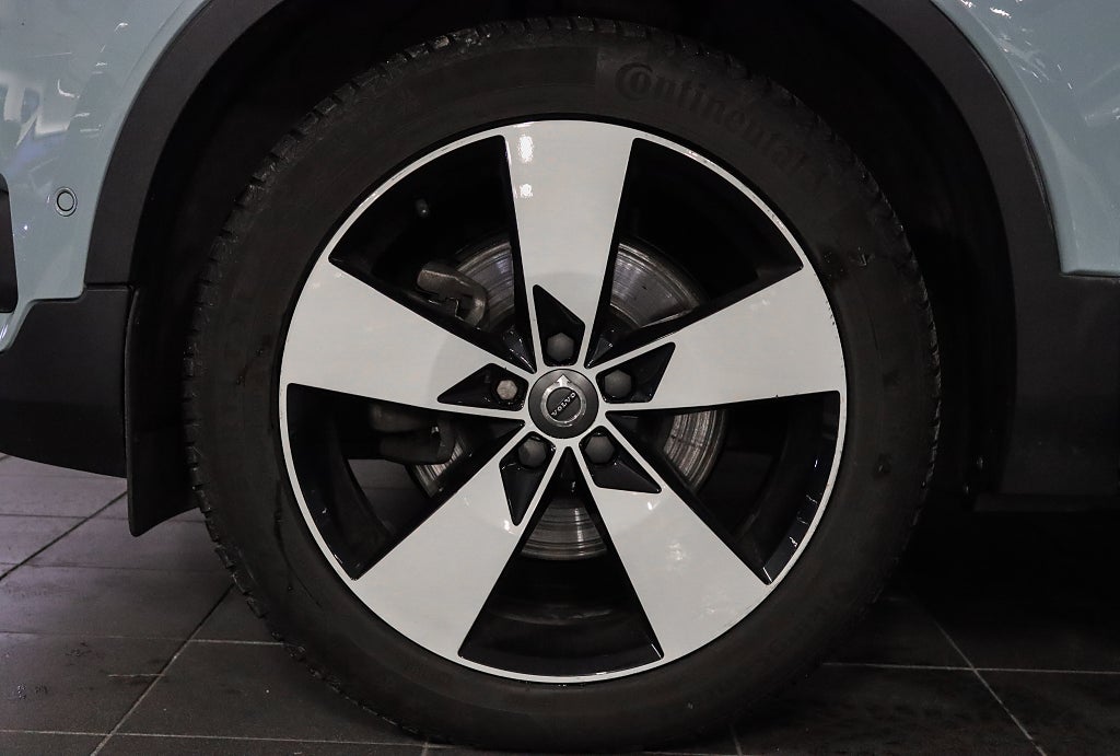 Volvo XC40 T5 AWD Intro Edition H/K Panorama 360°