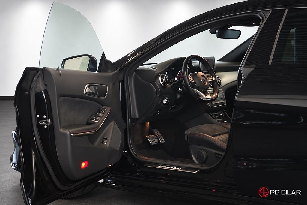 Mercedes-Benz CLA200