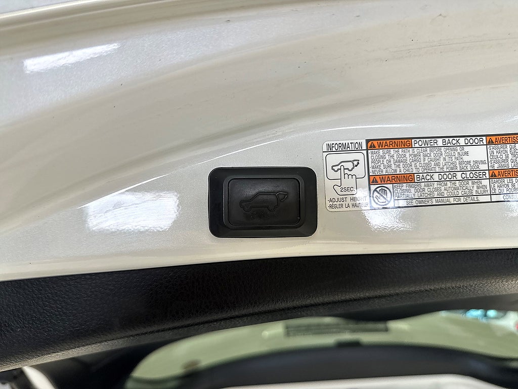 Toyota RAV4 Hybrid 2.5 AWD Executive/B-Kamera/360/Skinn/