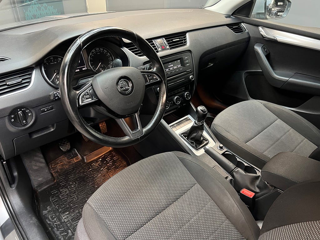 Škoda Octavia Combi 1.2 TSI Manual, 105hp, 2014