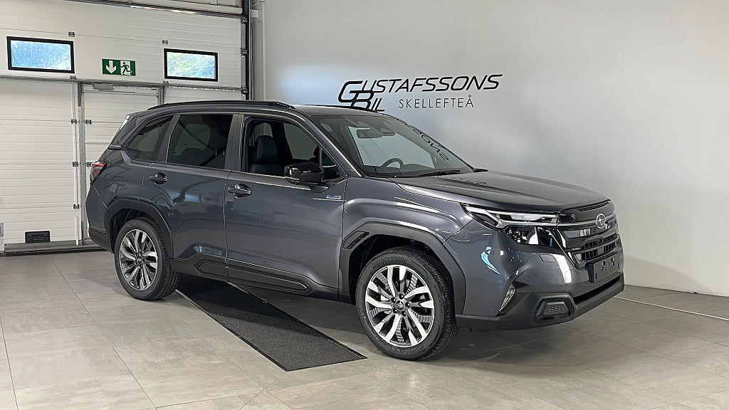 Subaru Forester e-Boxer Limited | Vinterhjul & Dragkrok
