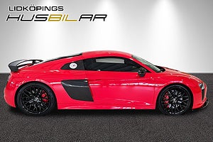Audi R8 har en V10-motor på 850 hästkrafter