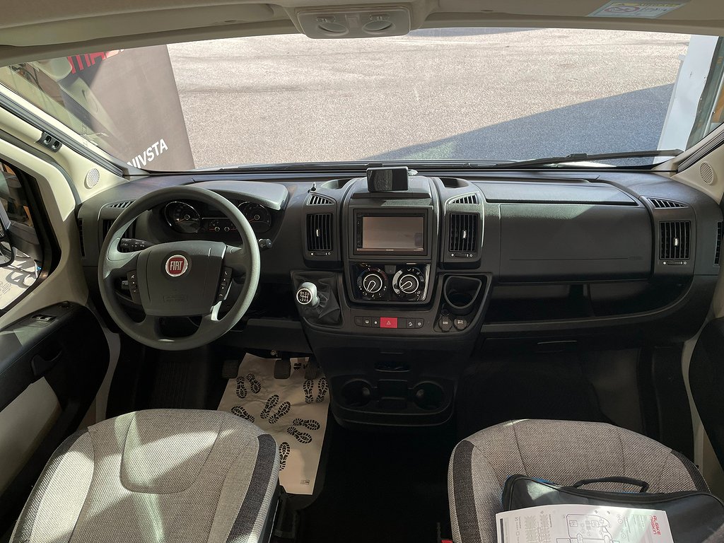 Knaus Sky TI 700 MEB  /Hyd-stöd/AC bodel/Solcell/Badrum bak - Knaus