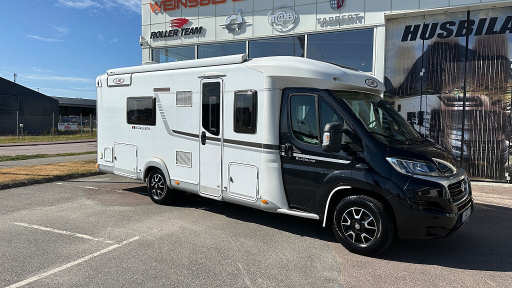 LMC T 712 Blackline Cruiser , Alde, Långbädd