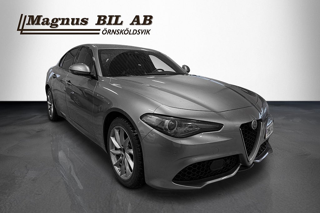 Alfa Romeo Giulia 2.0 Turbo 16V Q4 Veloce Sov Hjul M-värmare Kamera miniatyr 4