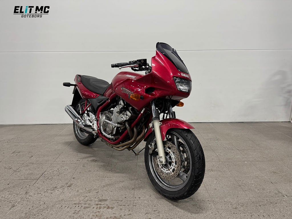 Yamaha XJ 600 S  Fr. 768 kr / Månad 