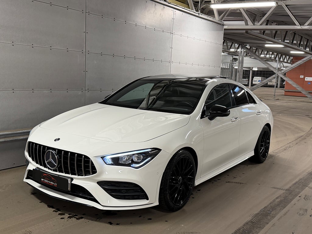 Mercedes-Benz CLA 200 7G-DCT AMG / PANORAMATAK 