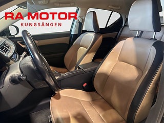 Halvkombi Lexus CT 10 av 20