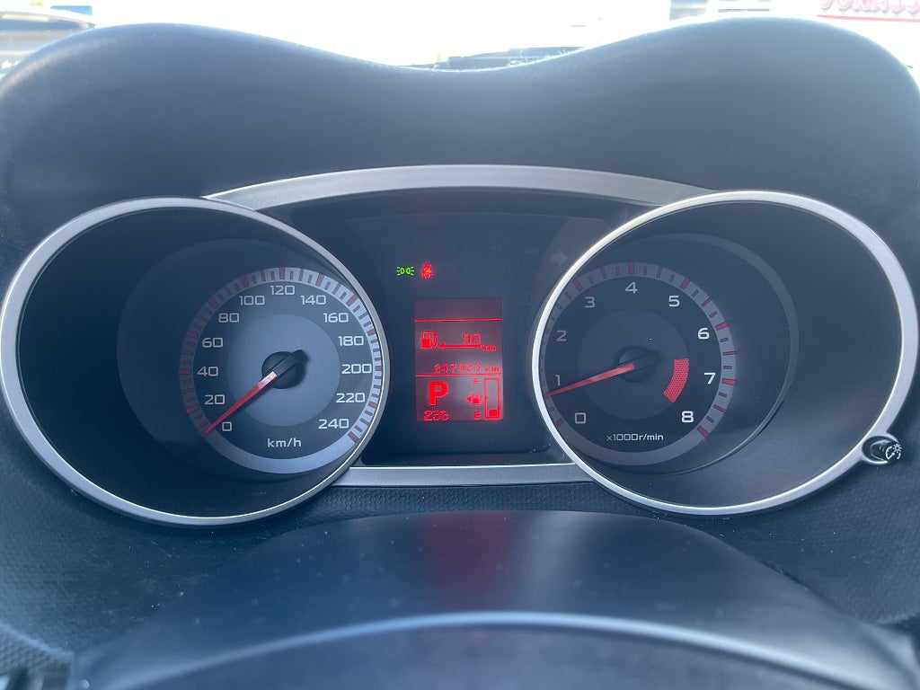 Mitsubishi Outlander 2.4 AWD CVT