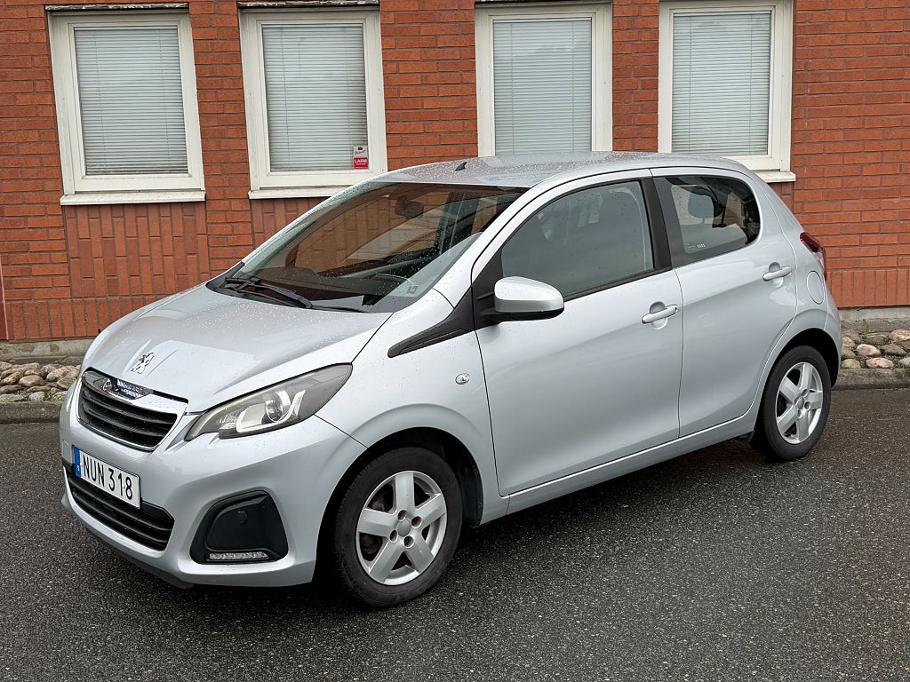 Peugeot 108 5-dörrar 1.0 VTi Bluetooth 2413mil 1-ägare Eu6