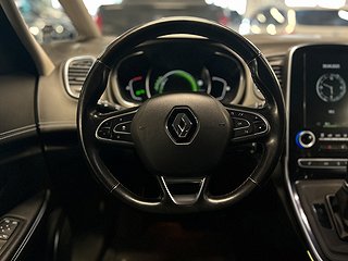 Renault Grand Scénic 1.5 dCi EDC 7-sits S&V-däck/Kamera/Drag