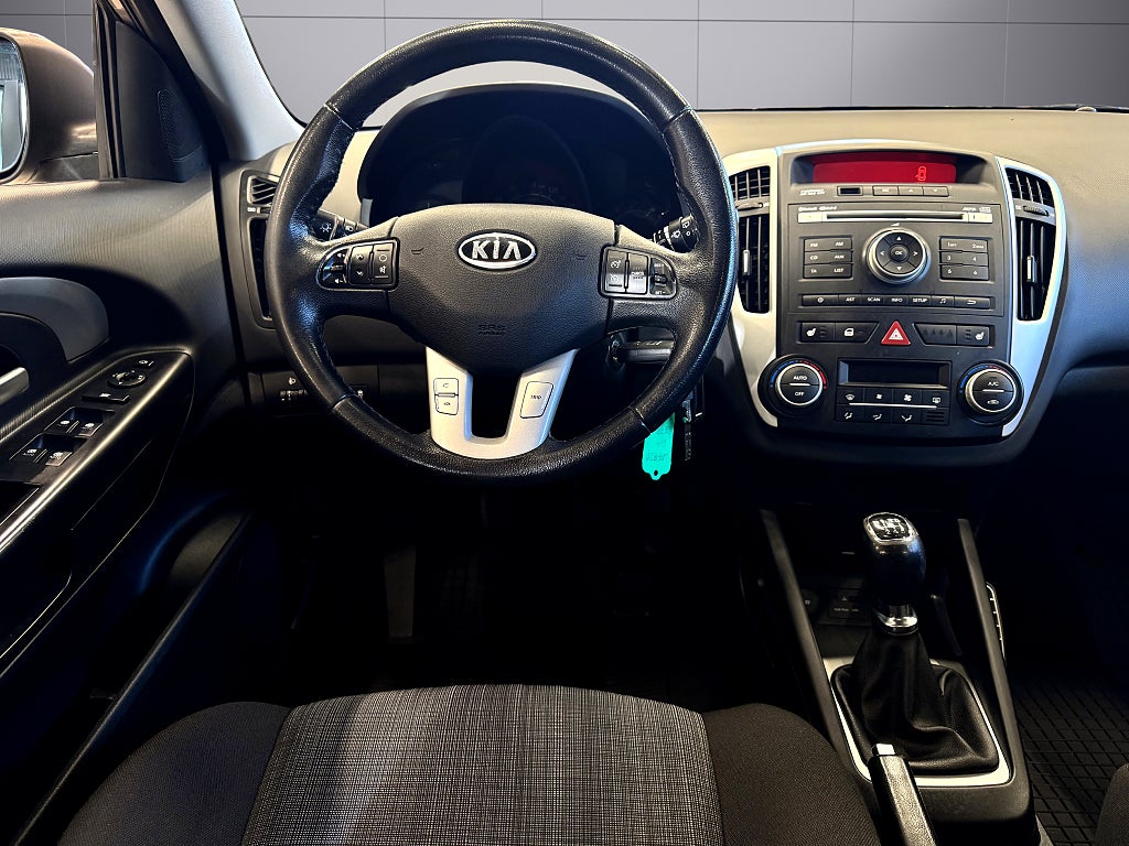 Kia Ceed cee'd 1.6 CRDi ECO  Värmare/Dragkrok 1 Ägare - miniatyr 11