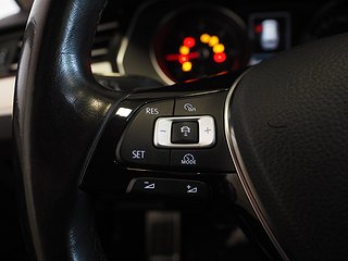Kombi Volkswagen Passat 17 av 20