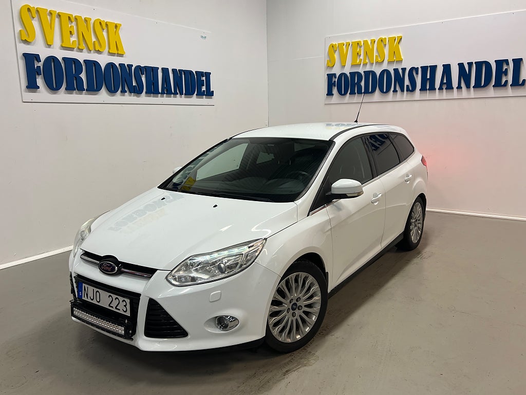 Ford Focus Kombi 1.6 EcoBoost Titanium Dragkrok Årsskatt = 932 KR