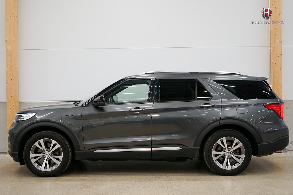 Ford Explorer Plug-In Hybrid Platinum 7-sits Pano Drag B&O Massage 