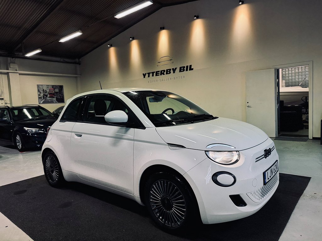 Fiat 500 E 42 kWh Elbil, Navi, Bluetooth, SOV Hjul, MOMS!