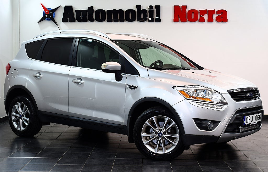 Ford Kuga 2.0 TDCi AWD Powershift Titanium Dragkrok/PDC